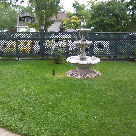 Point Pelee Lakeshore B&B Leamington Dış mekan fotoğraf