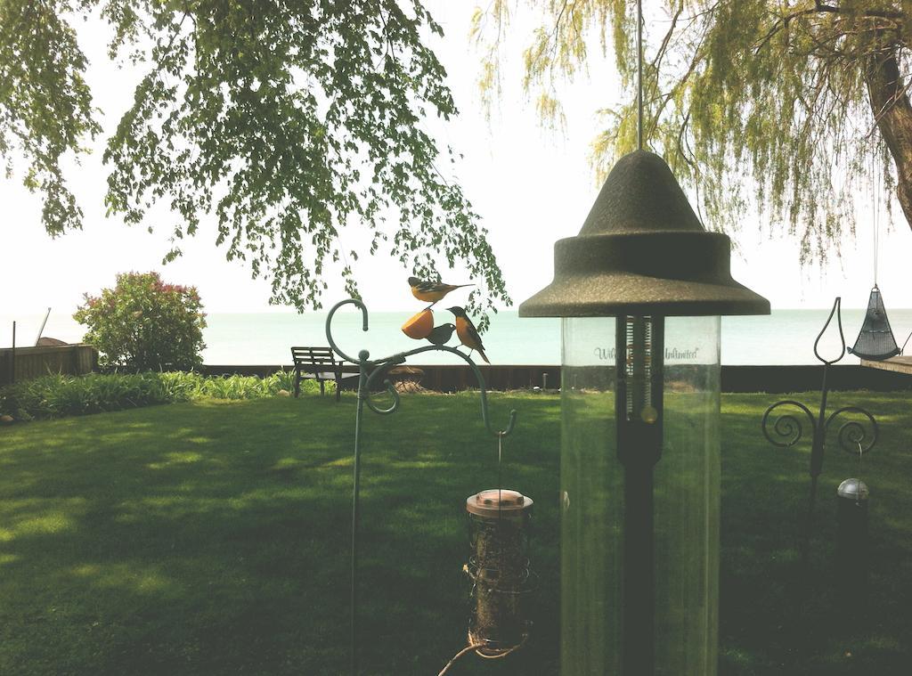 Point Pelee Lakeshore B&B Leamington Dış mekan fotoğraf